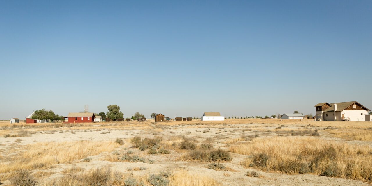 houses-in-field